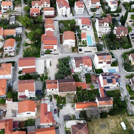 Apartments Jelicic ビオグラード・ナ・モル エクステリア 写真