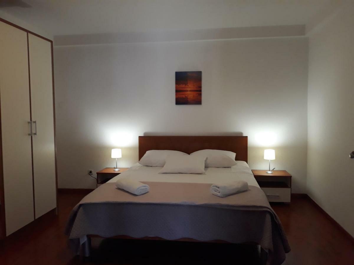 Apartments Jelicic ビオグラード・ナ・モル エクステリア 写真